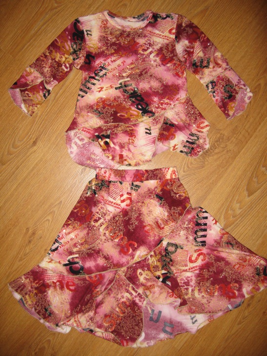 на 116-122. ДЕВИЧЬЕ б/у-юбки,платья,сарафаны,комплекты