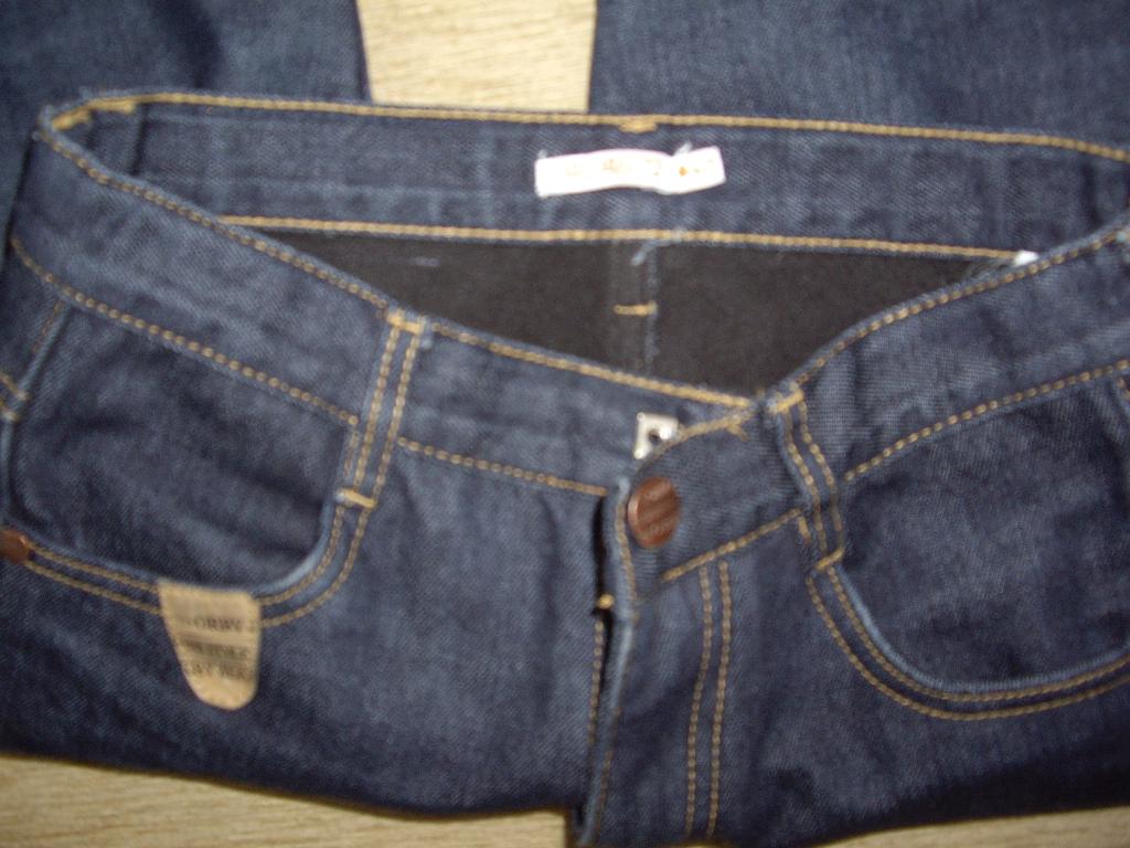 Джинсы на флисе 146.. Отдам