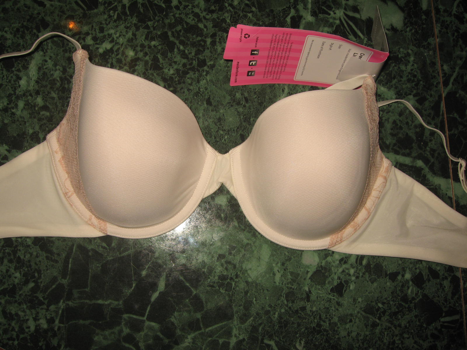 Maidenform 34C. 450р. белье и купальники  (сорочки, пижамы, бра, трусы и пр.)