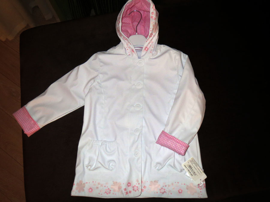 Плащ-дождевик KANZ рост 104  1500=. Верхняя одежда новая