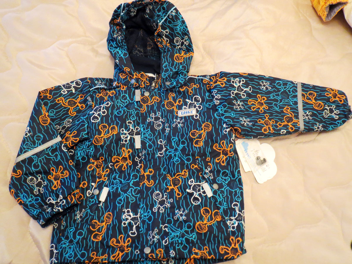 Lassie куртка д/м рост 104. Верхняя одежда новая