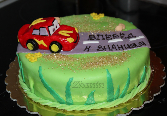 Торт 'Макуин' (1,5 кг). 