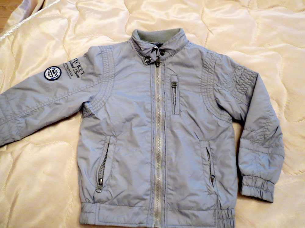 Куртка Д\м   BRUMS  5 лет на тонком утпелителе. Куртки/ветровки