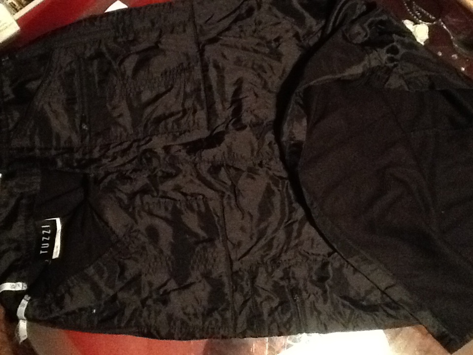 Фото юбки из плащевки на подкладке TUZZI. одежда женская на 42-44, на 44