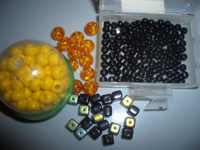 бисер и бусины. Рукоделие