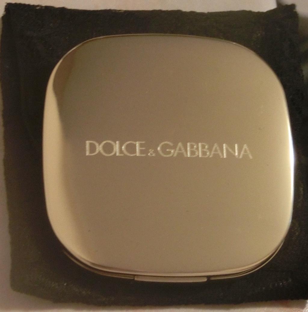 ЗЕРКАЛО ДОЛЬЧЕ ГАБАННА . Наборы косметики... элитка