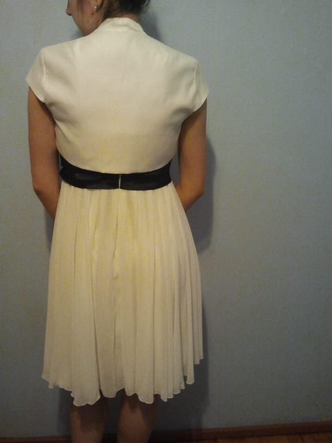 Платье красивое р.46