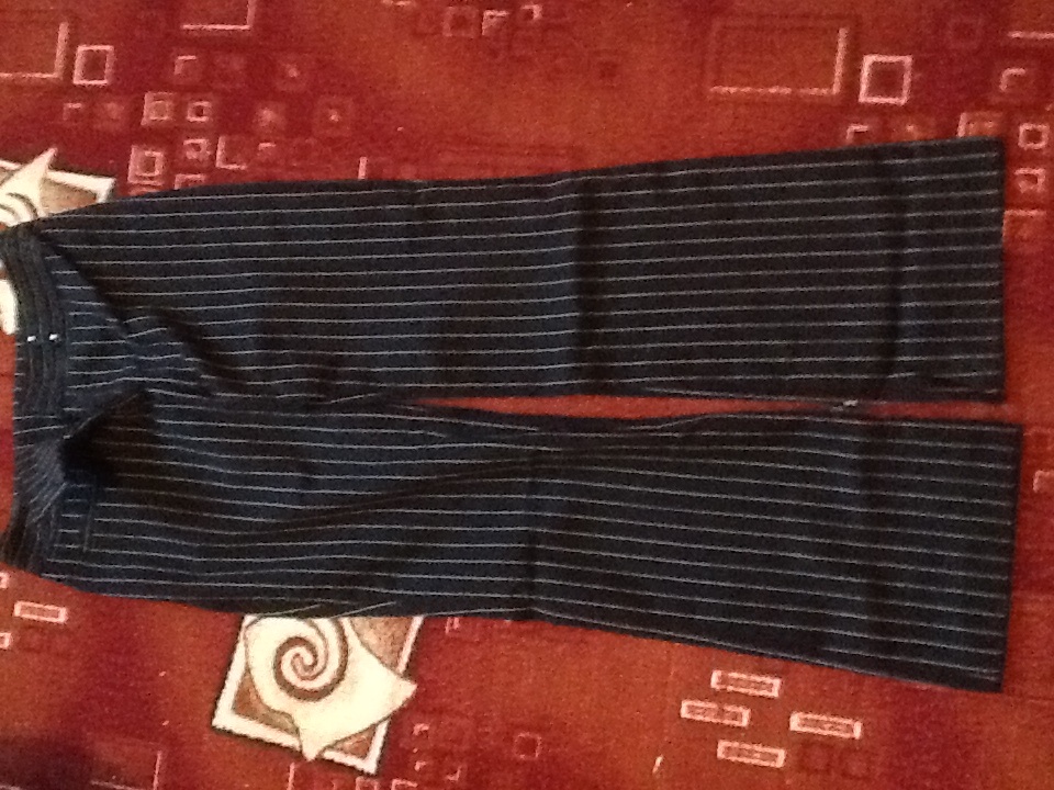 Брюки в офис,на 42-44. одежда женская на 42-44, на 44