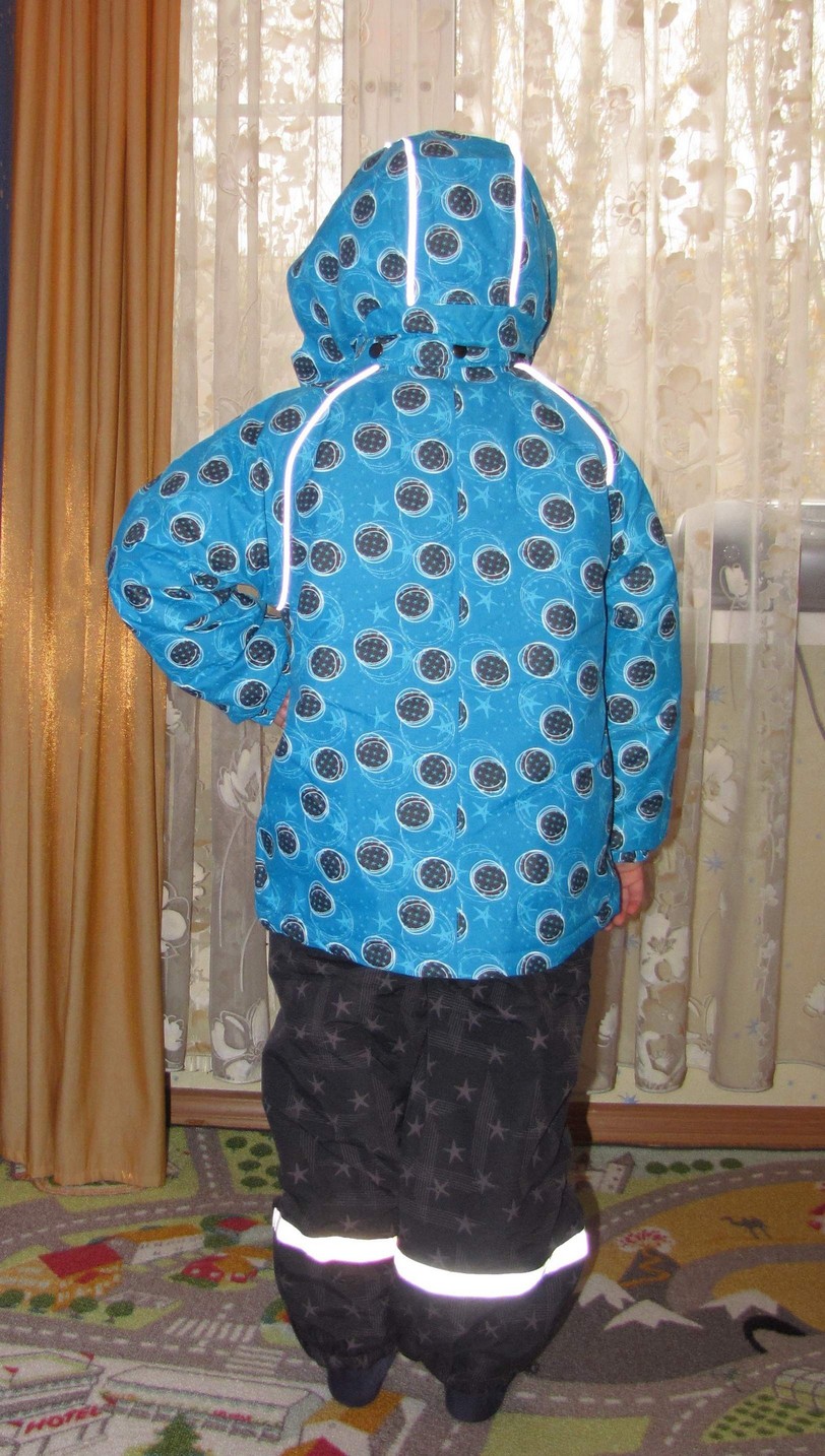 Курточка сзади. Хвастики