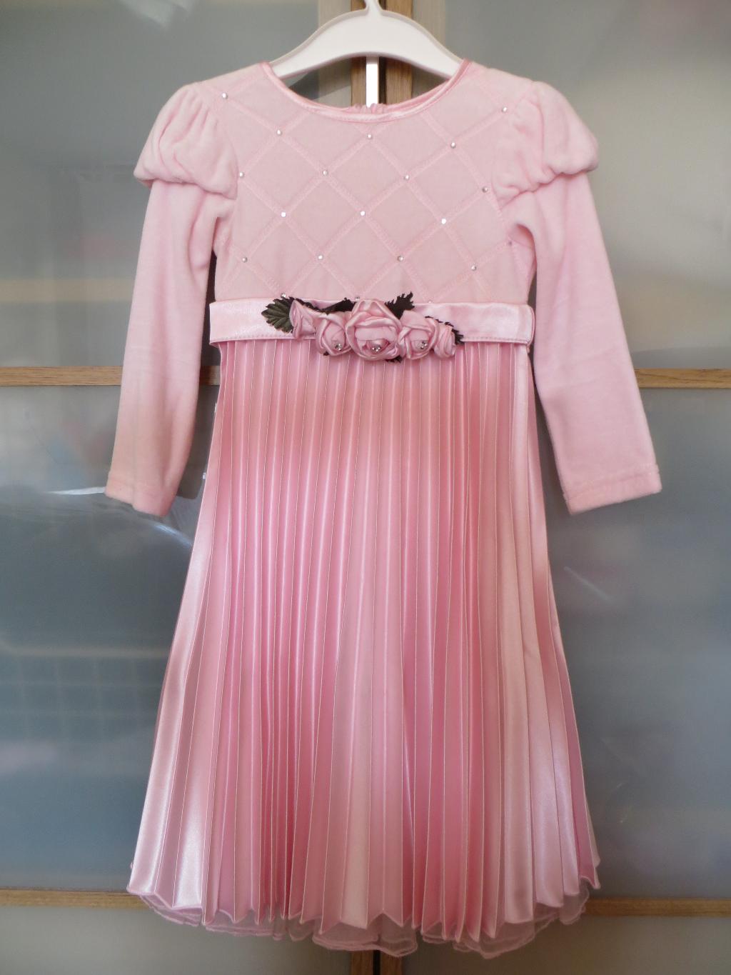 'Маленькая леди' р.98 (маломерка), 1500руб.. 92-98