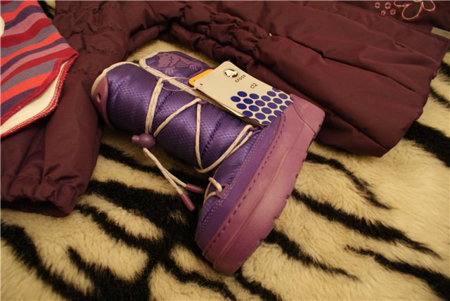 реальный цвет (фиолет). обувь для ДЕВОЧЕК