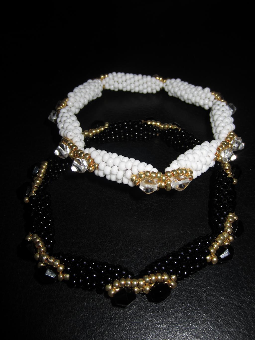 Браслеты из бисера. УКРАШЕНИЯ