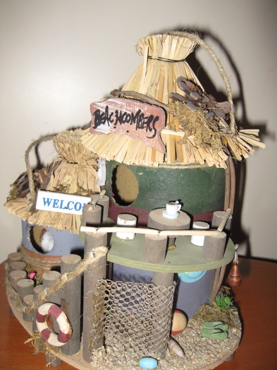 Домик-кафе. ДЕТЯМ-ИГРУШКИ,КНИГИ