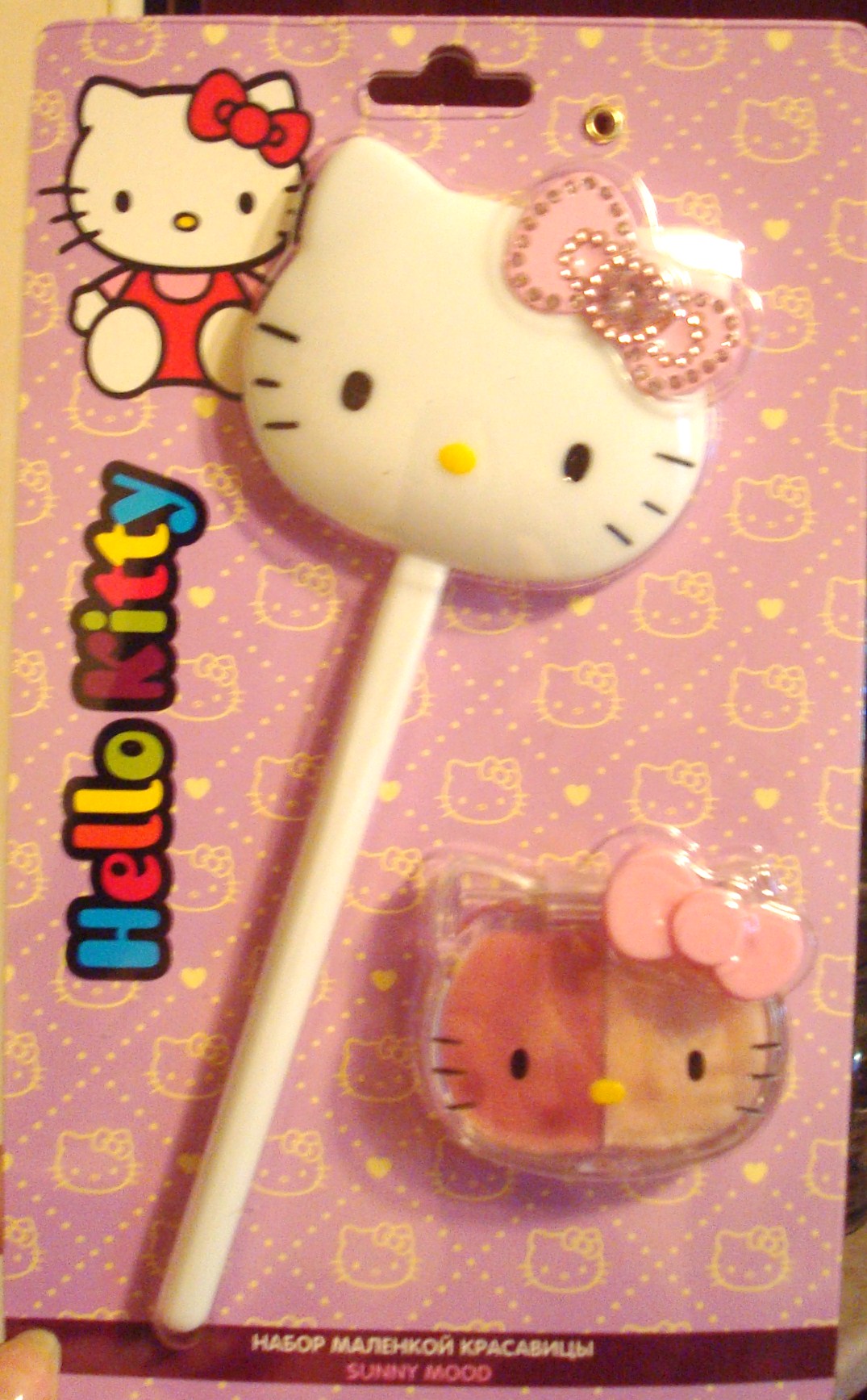 блеск для губ с зеркальцем. ...Для душа... для детишек... (в системе )