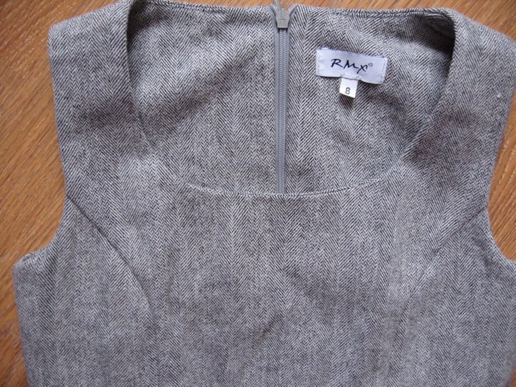 ДЕВИЧЬЕ б/у-юбки,платья,сарафаны,комплекты