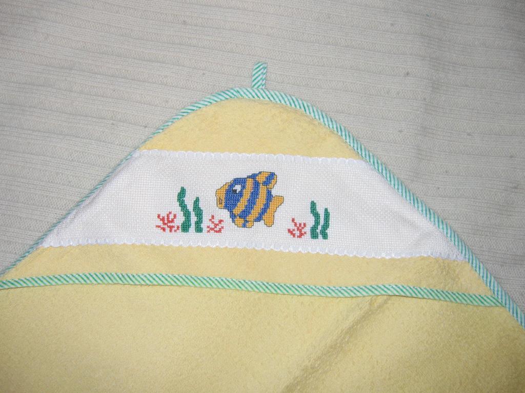 Полотенце-уголок для племяшки. Мои работы