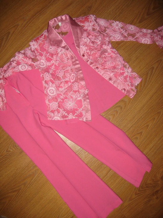 122. ДЕВИЧЬЕ б/у-юбки,платья,сарафаны,комплекты