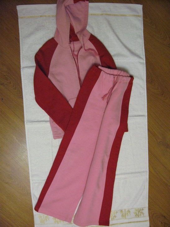 ДЕВИЧЬЕ б/у-юбки,платья,сарафаны,комплекты