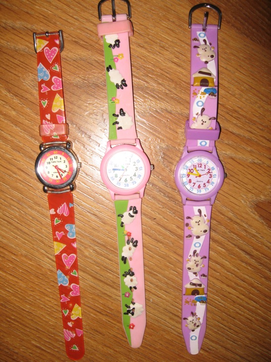 ДЕТЯМ-ИГРУШКИ,КНИГИ