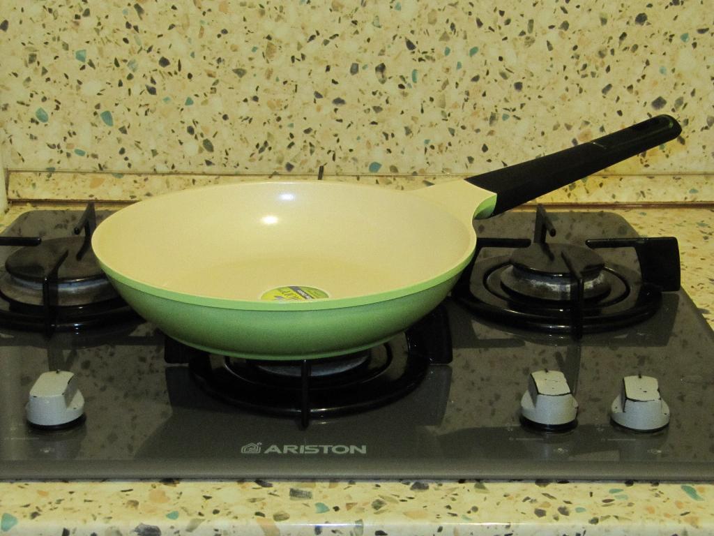 Сковорода оливковая 24см без крышки. FRY*BEST