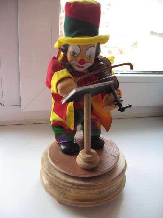 Музыкальный клоун см 25 где-то. ДЕТЯМ-ИГРУШКИ,КНИГИ