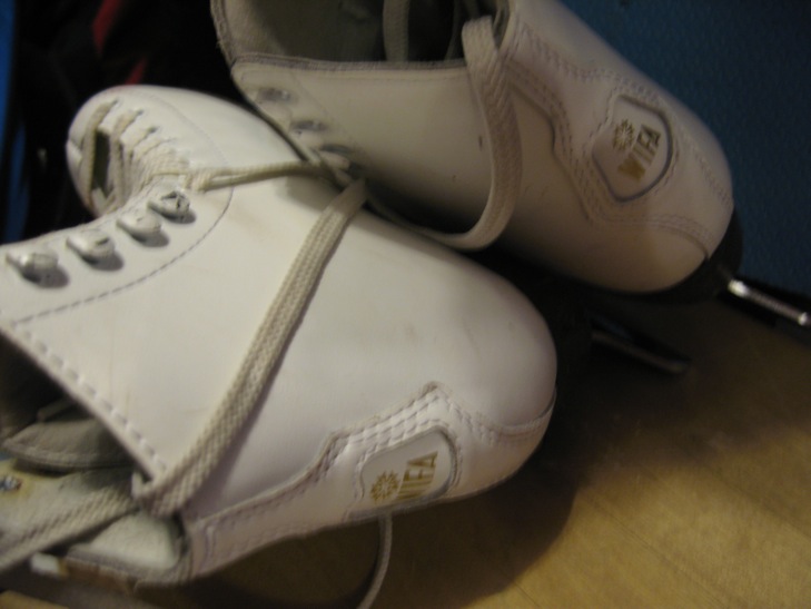 ДЕВИЧЬЕ-ДЛЯ ХУДОЖЕСТВЕННОЙ ГИМНАСТИКИ И ФИГУРНОГО КАТАНИЯ