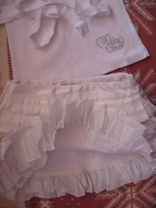 ДЕВИЧЬЕ б/у-юбки,платья,сарафаны,комплекты