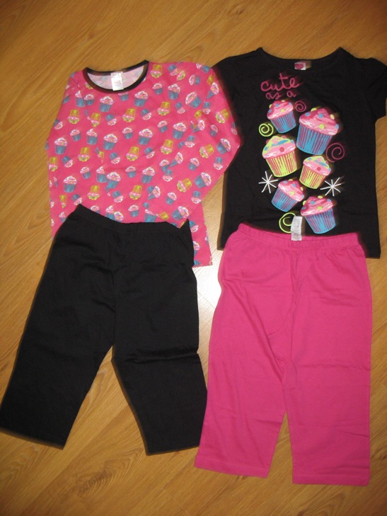 Мазакеа 8-9л две пижамы. ДЕВИЧЬЕ НОВОЕ-ОДЕЖДА,ОБУВЬ 