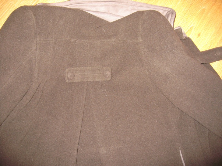 ДЕВИЧЬЕ-ПАЛЬТО,ПЛАЩ,КУРТКИ,ДУТЫЙ ЖИЛЕТ 