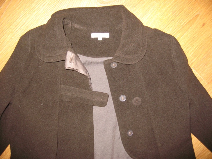 ДЕВИЧЬЕ-ПАЛЬТО,ПЛАЩ,КУРТКИ,ДУТЫЙ ЖИЛЕТ 