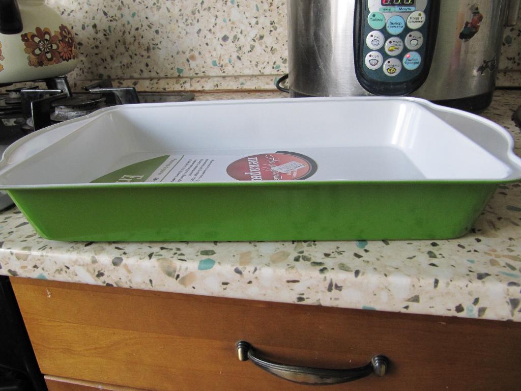 Форма прямоугольная с керам.покрытием зеленая. Посуда WEL*EN