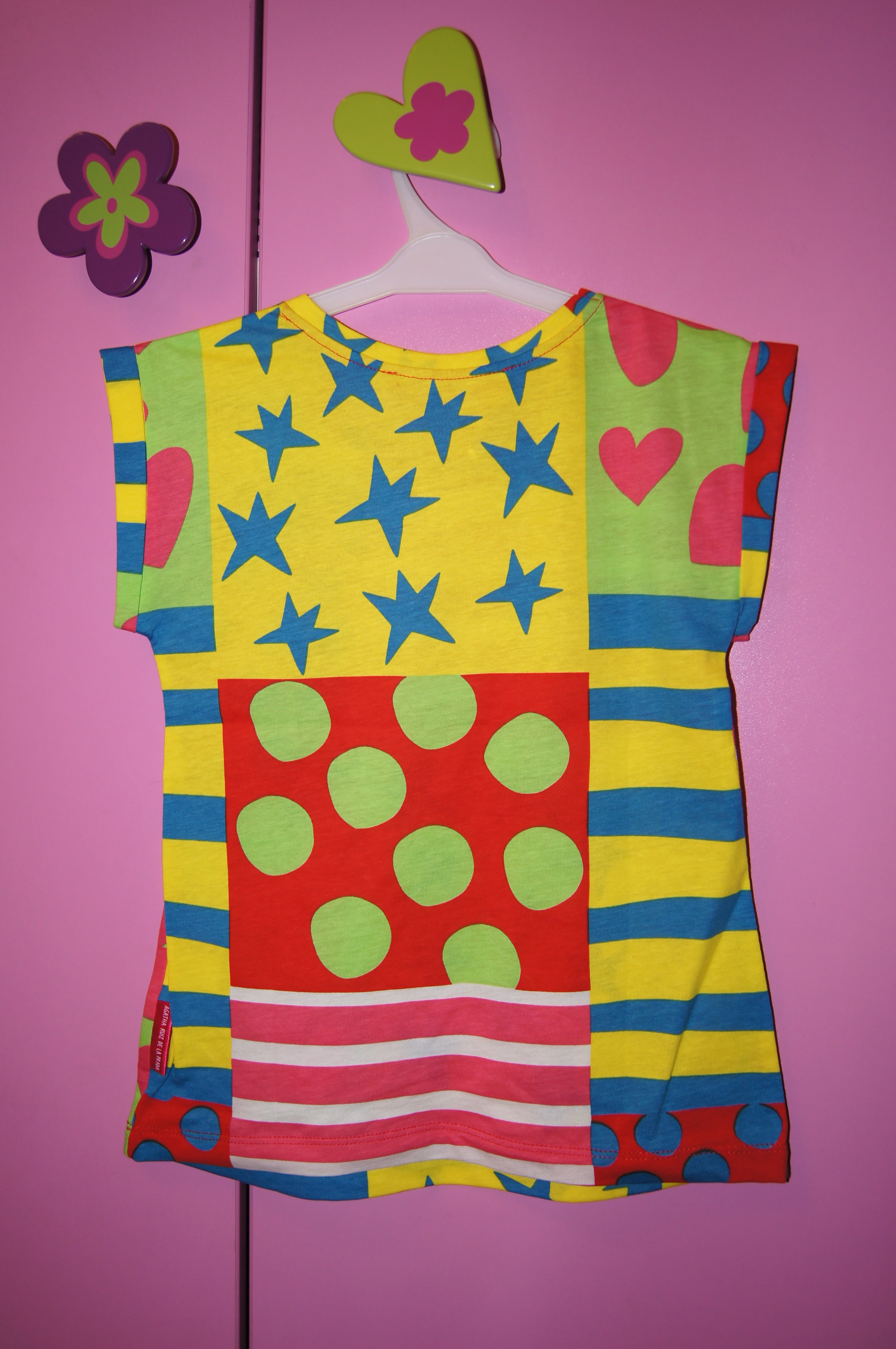 A.g.a.t.h.a R.u.i.z D.e L.a P.r.a.d.a. Пристрой