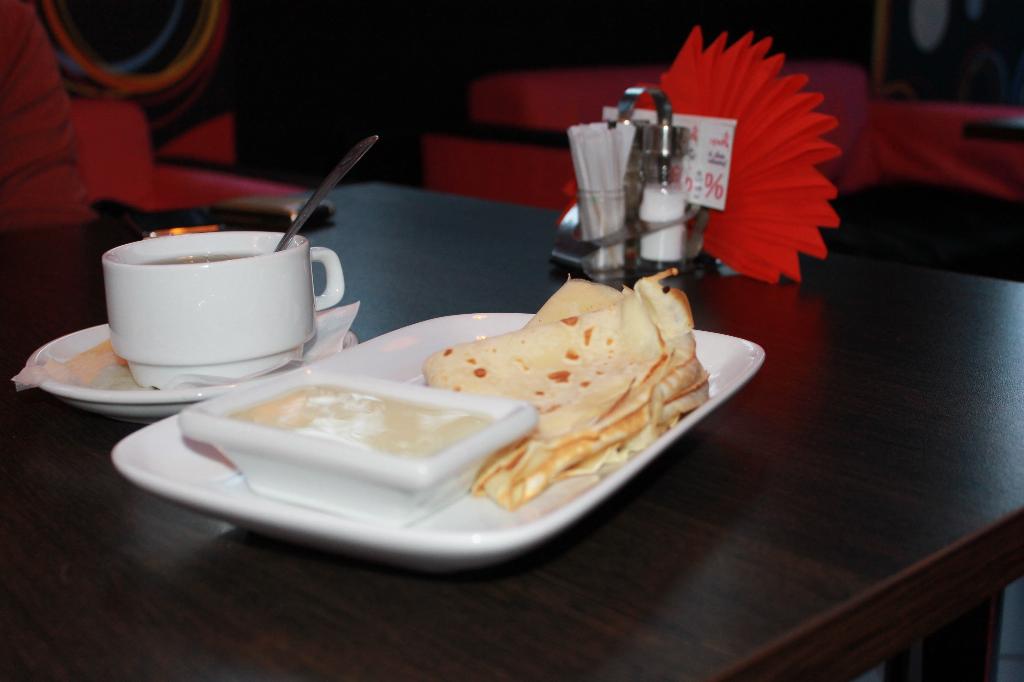 гармония простых форм и цветов. 