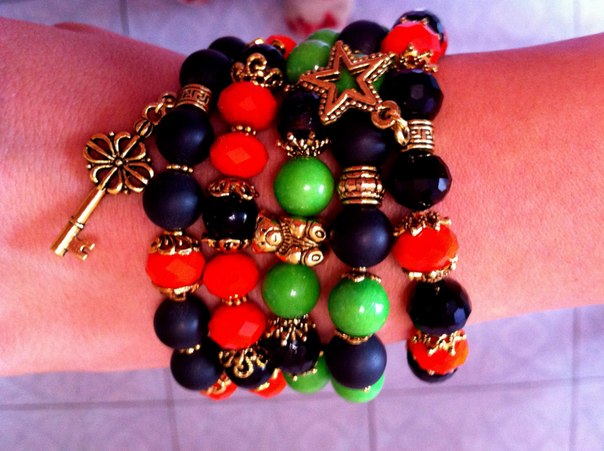 Модные браслеты