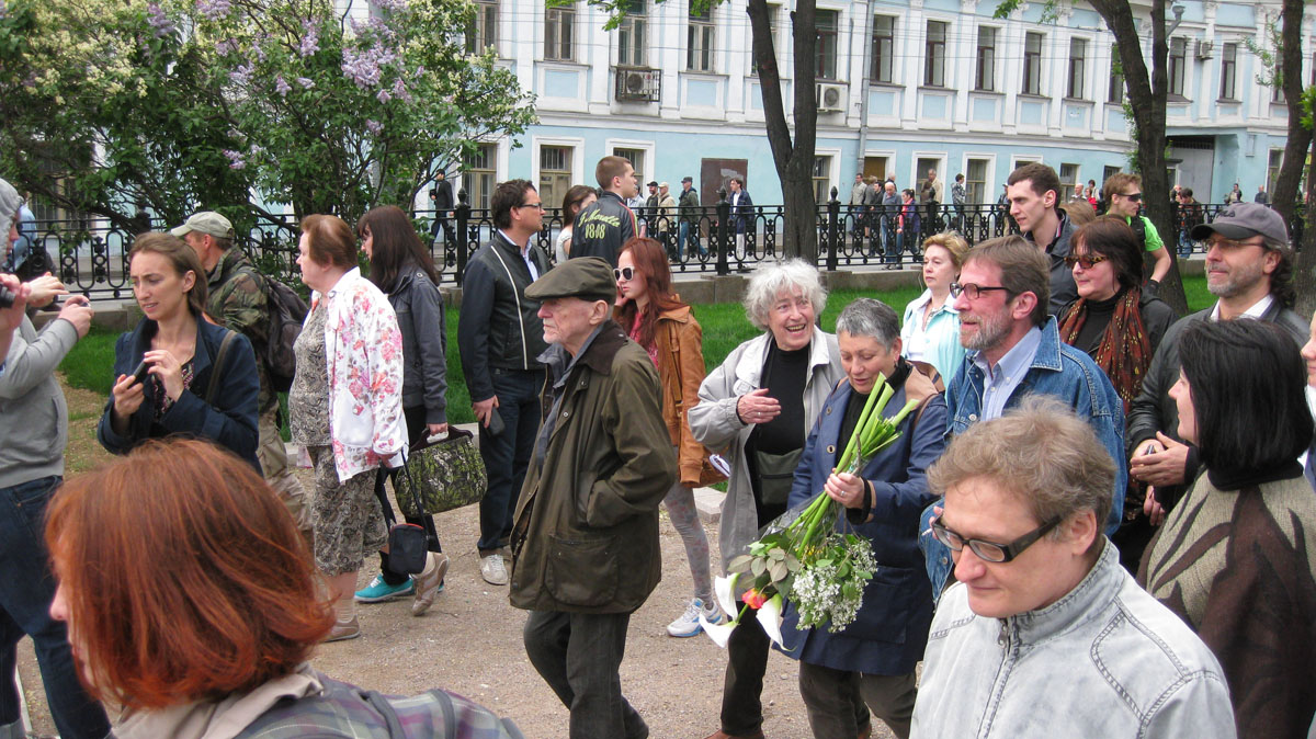 Белое кольцо