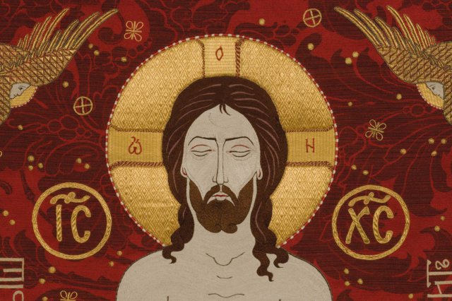 Работы учебной мастерской ПГИ 'Со-действие' (кафедра золотного и личного шитья)