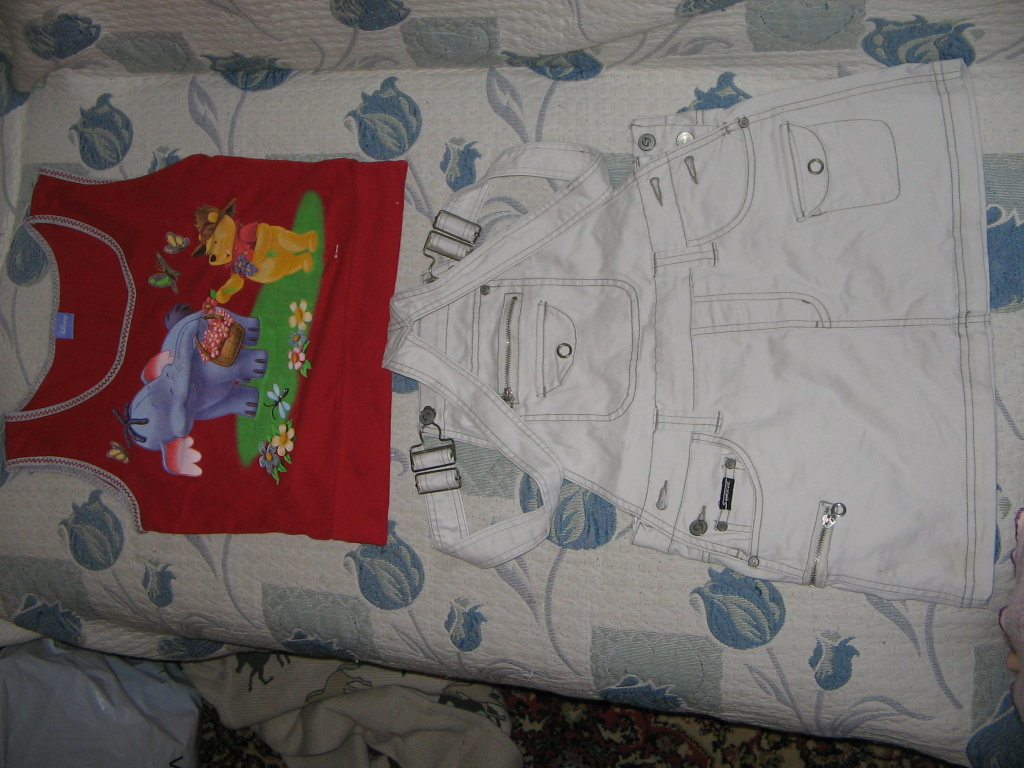 Для подростка S (146-152) или на девушку р.42-44