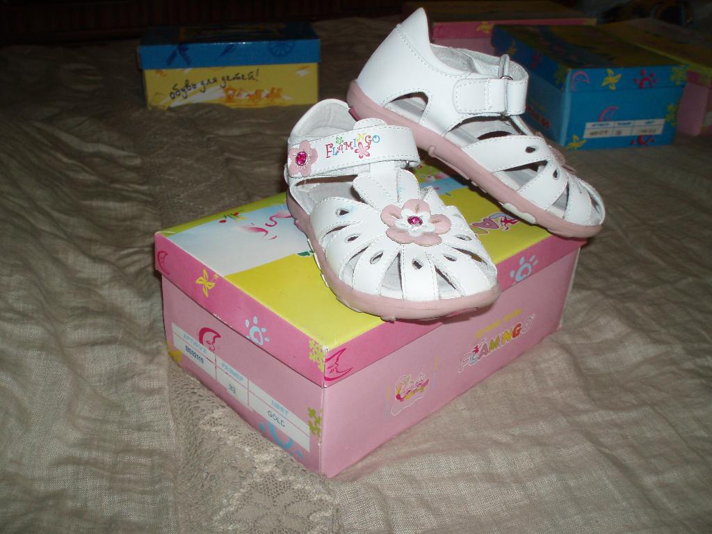 Р-р 26, по стельке почти 17см(от и до). Обувь Б/У на продажу детская(ЗИМА,ЛЕТО,сноубутсы)