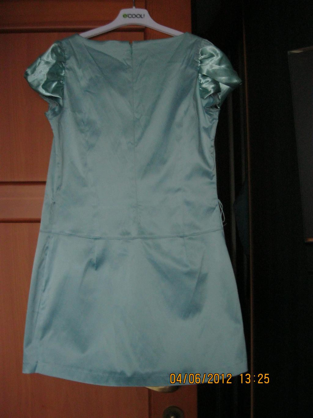 платья и сарафаны