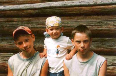 2003 год. Дети разные