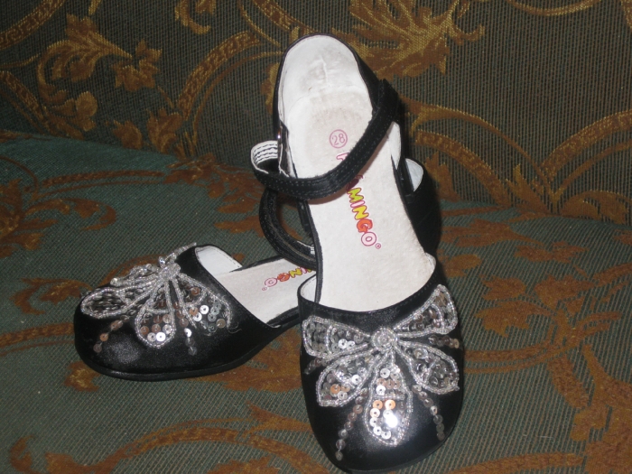 Обувь Б/У на продажу детская(ЗИМА,ЛЕТО,сноубутсы)