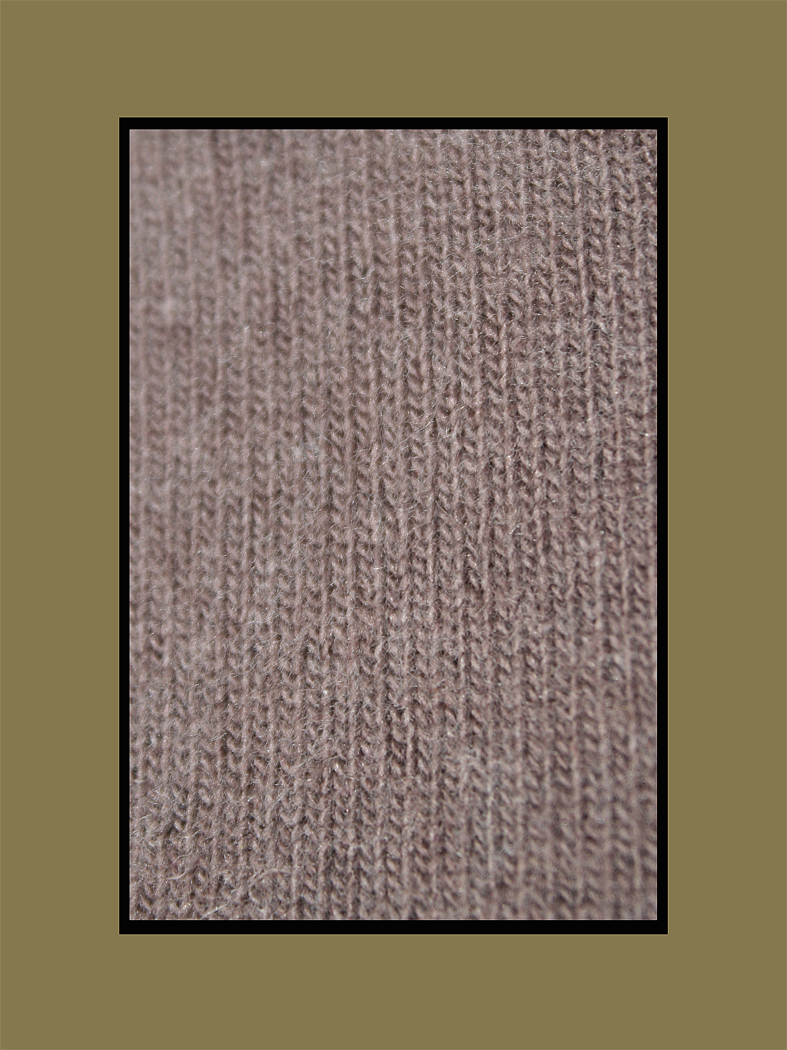 Цвет такой для модели Пл 147-09-11м. Дизайнер