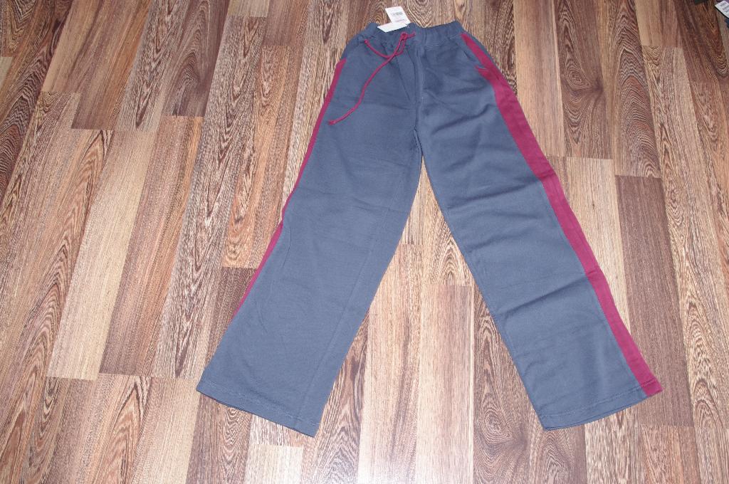 спортивные штаны трикотажные синие-146-450. ЗАБРАЛИ