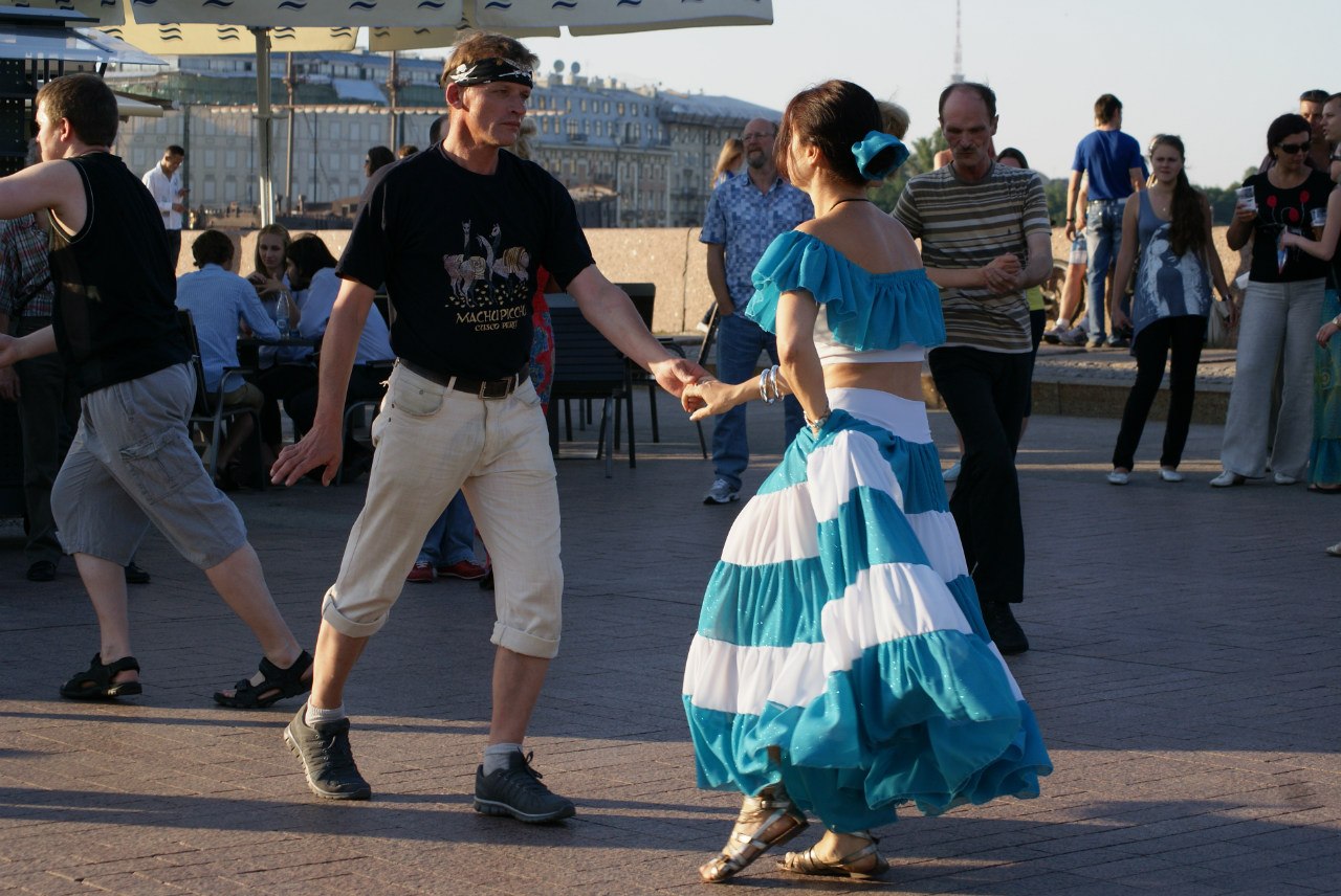 А ТАНЦЫ- ЭТО ЖИЗНЬ!