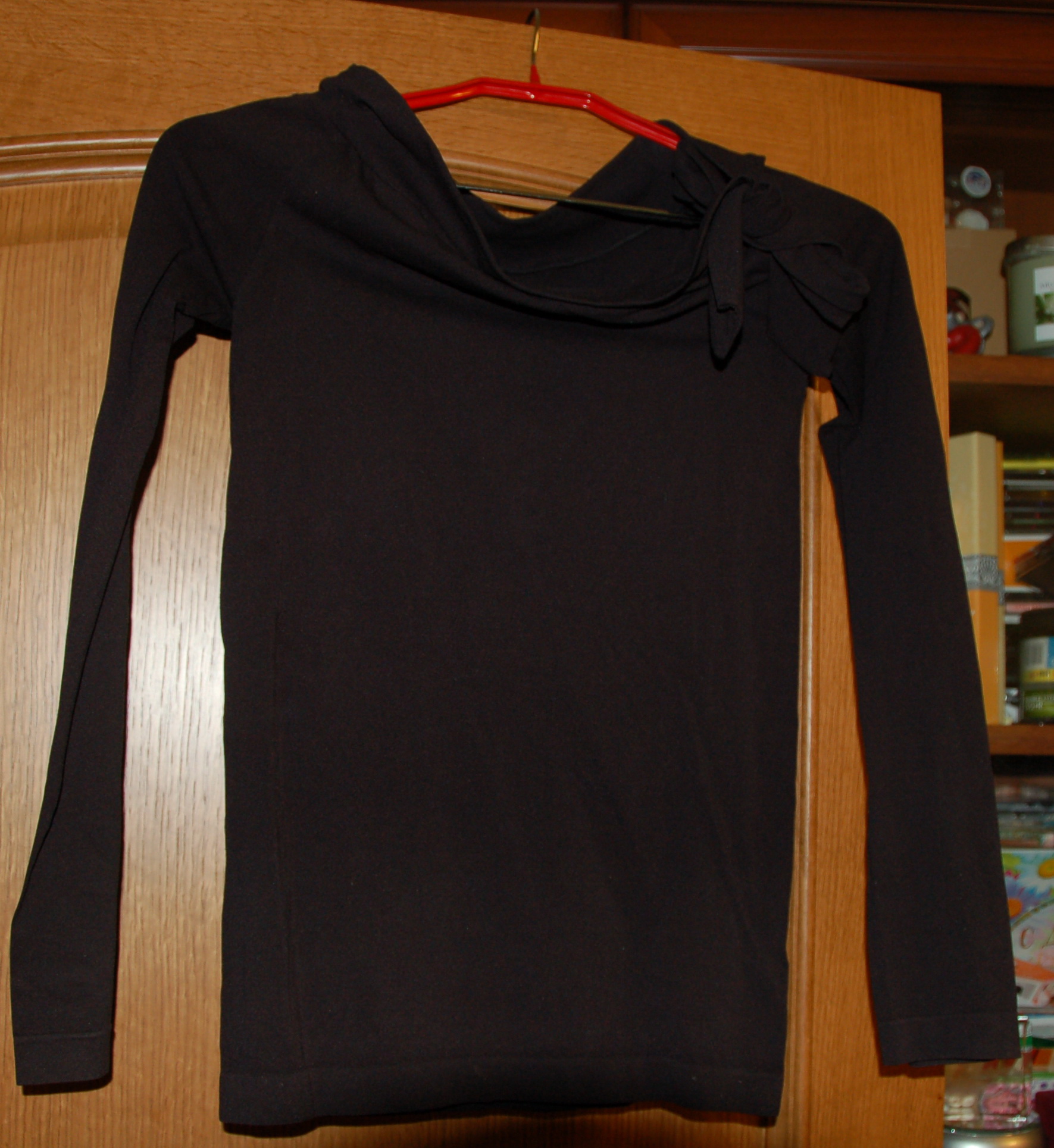 Новая водолазка черная с бантиком 250р. РУБАШКИ/БЛУЗКИ - очень ДЕШЕВО!
