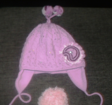 Шапка сиернь осень 46/48 250 р.. Детская одежда б/у