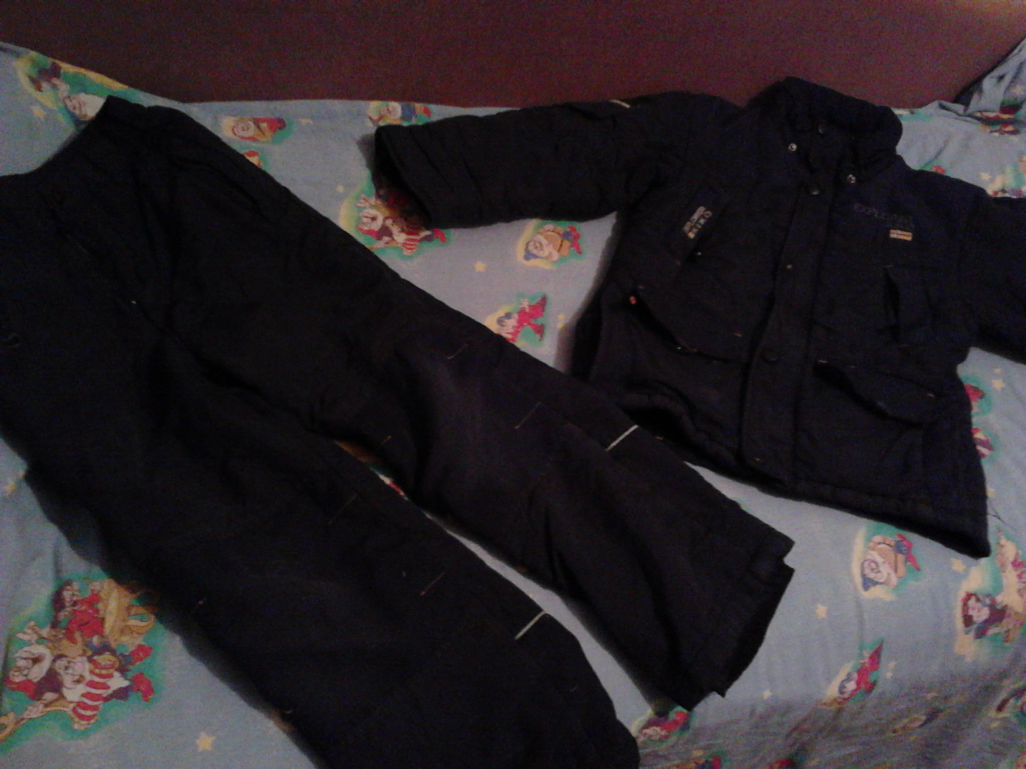 Зимний костюм мальчиковый р-р 134. ОТДАМ!!!