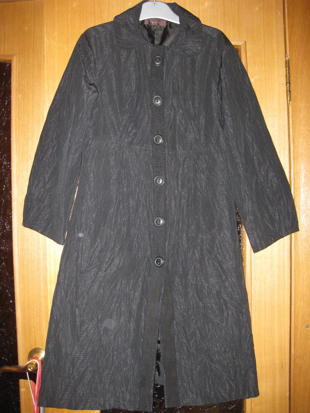 Женское 42-46.