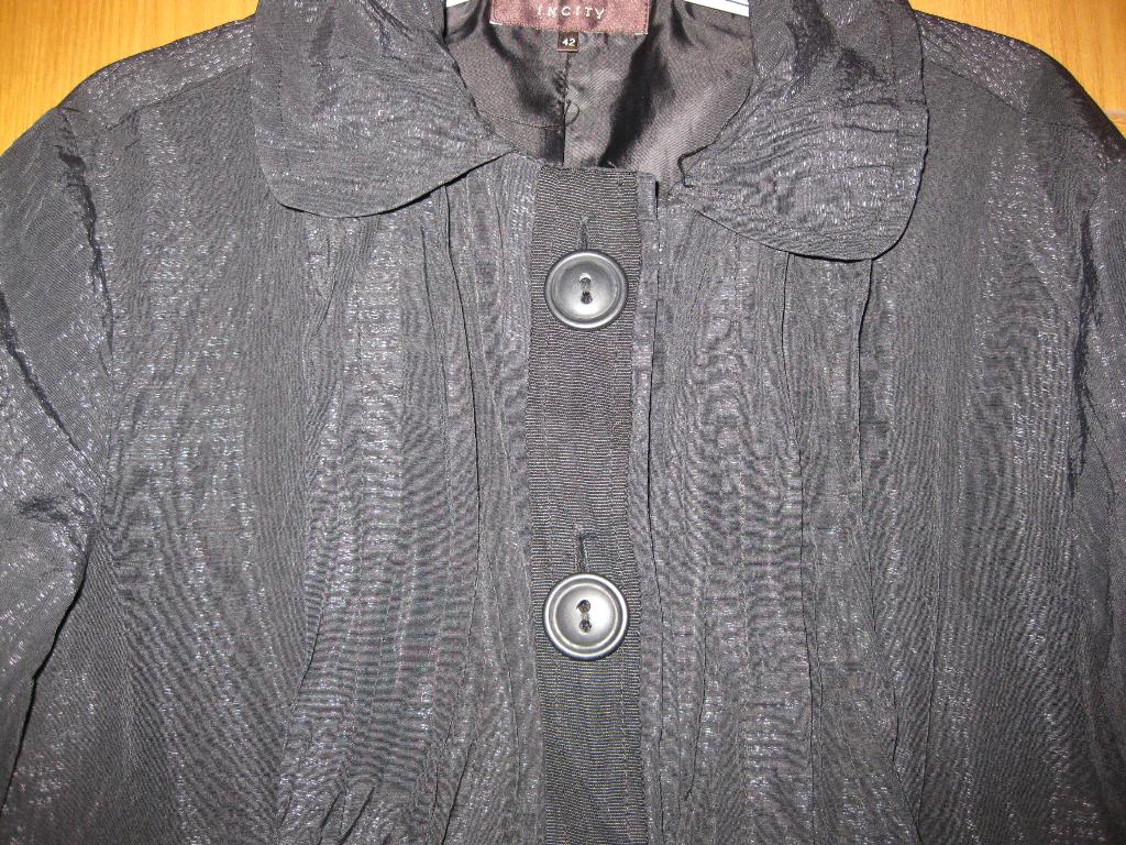 Женское 42-46.