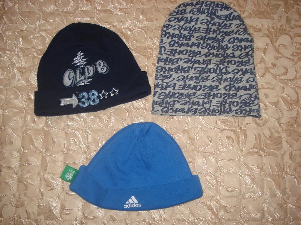 Верхняя одежда детская,шапки,варьки